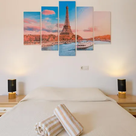 Bella Vista - Paris Apartment *